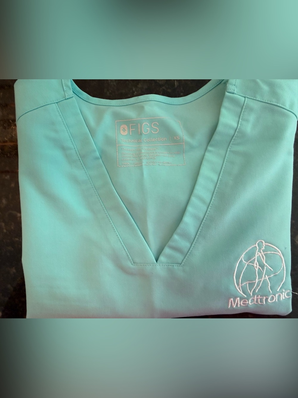 FIGS Women's V-Neck Scrub Set Mint Green Casma Top XS Livingston Bottom S